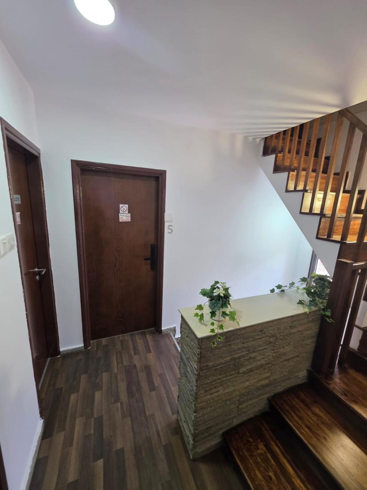 Town Centre Suites Larnaca Exterior photo
