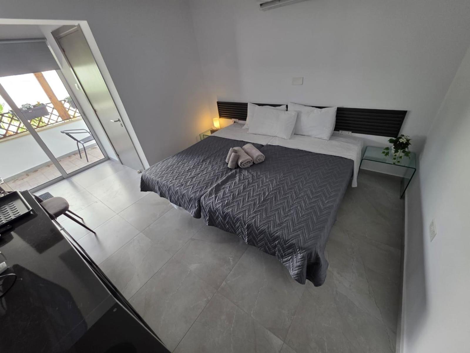 Town Centre Suites Larnaca Exterior photo